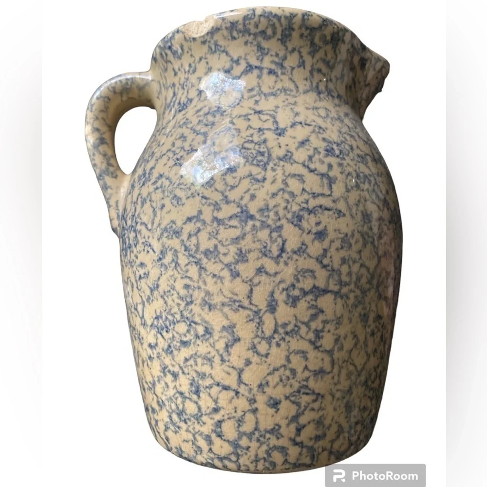 Vintage pottery pitcher blue sponge ware on beige 8.5